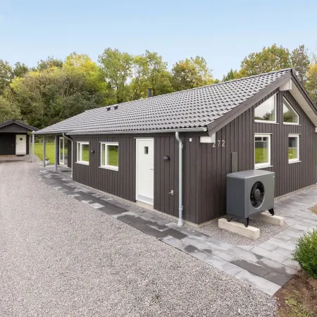 "Rathulf" - 500m from the Sea