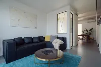 Hous-Agalonomichi Hotels in Ономіті