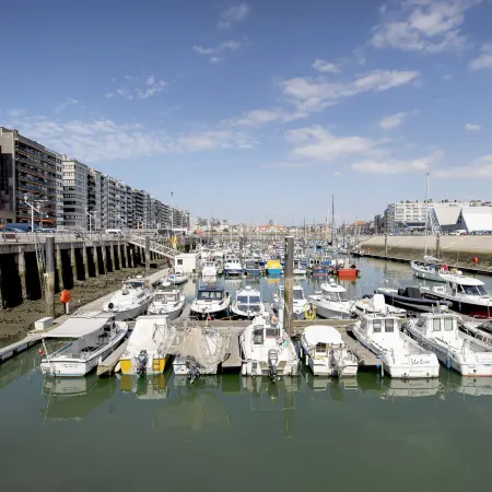 La Marée with Parking & Lateral Seaview