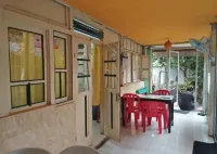 Red Palm Homestay