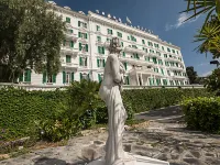 Grand Hotel & des Anglais Spa Hotels near Villa Ormond