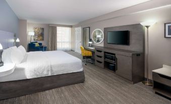 Hampton Inn & Suites Kansas City-Country Club Plaza