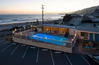 Edgewater Inn and Suites - Beach