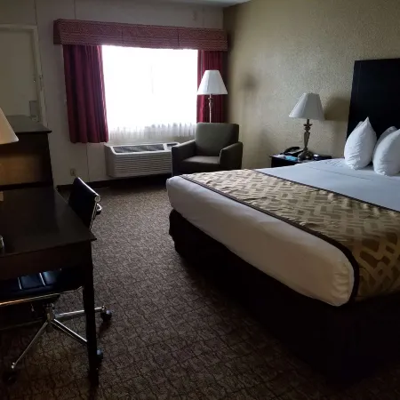 Best Western Crossroads Inn
