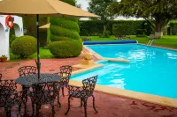 Best Western Plus Posada de Don Vasco - Pools