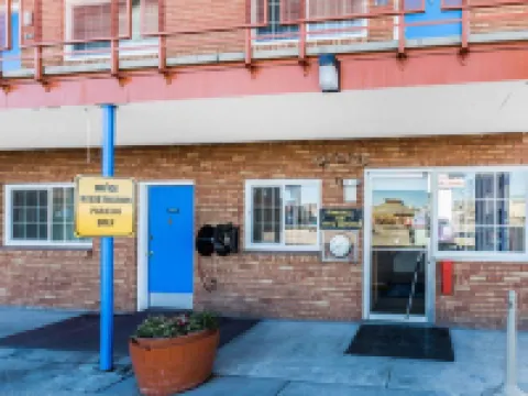 Rodeway Inn Elko Downtown Area Hotels in Elko