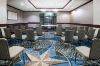 La Quinta Inn & Suites by Wyndham DFW Airport West - Euless Hotels in Euless