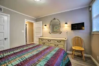 Oceanview home walk to avalon city center