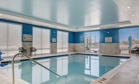 Hampton Inn and Suites Williamstown Ark Encounter - Housity