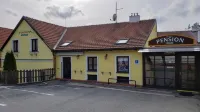 Grand Vltavín Hôtels à : Mirkovice