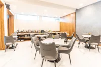 Kiyana Hotel Semarang - breakfast