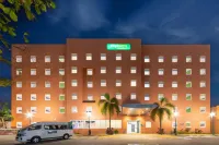 City Express Junior by Marriott Villahermosa Hotel dekat EL PARQUE CUAUHTÉMOC
