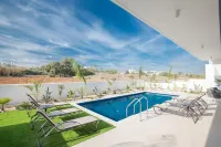 Villa Prol20, Contemporary 3Bdr Protaras Villa with Pool, Close to the Beaches