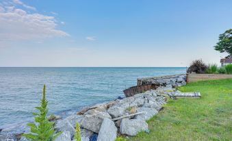 Seasonal Lakefront Tawas City Home w/ Grill!