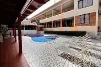 Hotel Garant & Suites - Strand