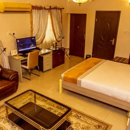 Apartment Royale Hotel-3 Bd Apartment