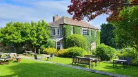 Cbh Morritt Hotel and Spa - parking