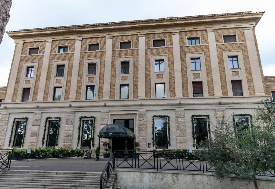 hotel overview picture