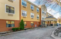 Extended Stay America Select Suites - Detroit - Farmington Hills فنادق في Farmington Hills
