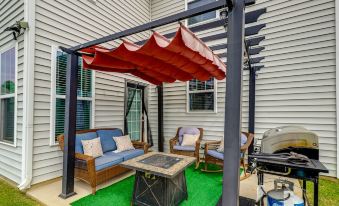 Chapin Vacation Rental ~ 5 Mi to Lake Murray!