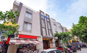 FabHotel Cloud 9 Shopprix Mall