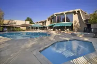 Red Lion Hotel Redding Các khách sạn ở Redding
