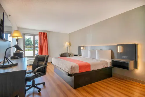 Motel 6 Walton, KY - Richwood - Cincinnati Airport South Hotels in Walton