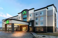 La Quinta Inn & Suites by Wyndham Omaha Airport Downtown Hotels near Tomes RV Park