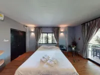 Aneto Valley Resort Hotels in Wang Nam Khiao