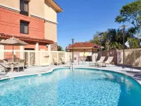 Hampton Inn & Suites Thousand Oaks - Pools