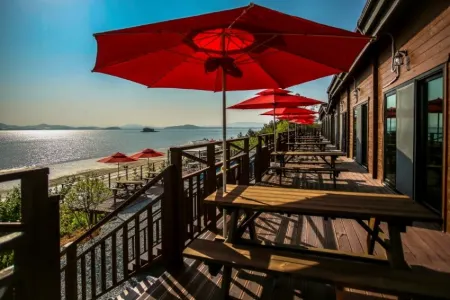 Muan Full House Pension Отели в г. Муана