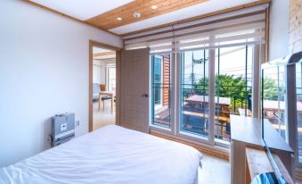 Namhae Macaron Pension