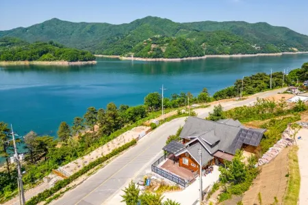 Chungju Chungju Hoban Pension Отели в г. Чхунджу