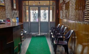 Srk Hotel - Housity