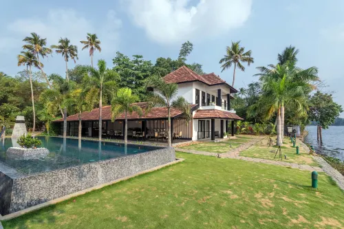 Leleela - A Boutique Backwater Resort Hotels in Muhamma