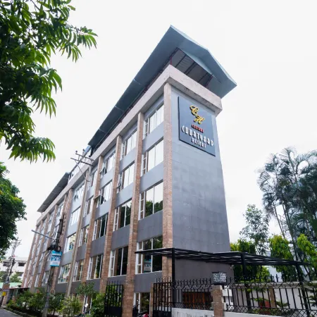 Central Courtyard Boutique Resort