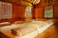 Arusliar Nusa Standard Cottages Hotels in Cikidang