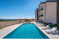 Deluxe Villa Laura with Pool Studio 5b - Pools
