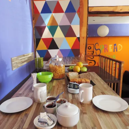 Hopa-Home Patagonia Hostel & Bar