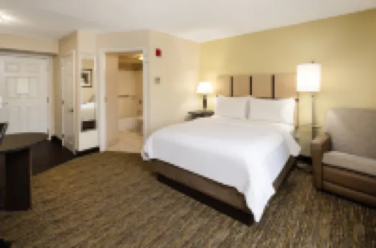 Candlewood Suites WINDSOR LOCKS BRADLEY ARPT by IHG