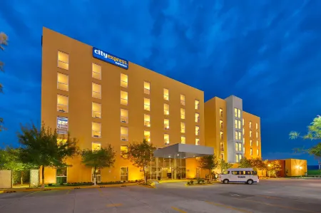 City Express by Marriott Tepotzotlan Отели в г. Тепоцотлан