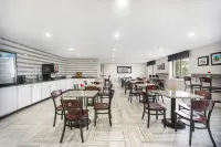 Baymont by Wyndham Grand Haven - breakfast