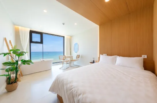 Pension Ollah Gangneung Hotel dekat Pantai Jumunjin