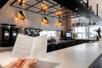 阿爾方斯飯店 - 酒吧