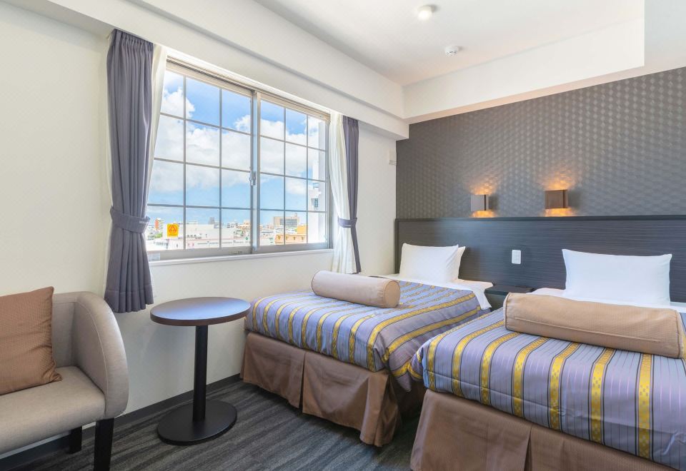 4. 호텔 고자 오키..