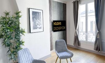 B  823 -  Buttes Chaumont - Spacieux Appartement