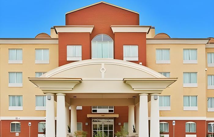 Holiday Inn Express & Suites ROYSE CITY - ROCKWALL by IHG