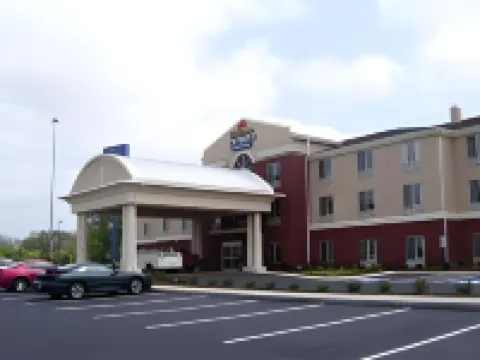 Holiday Inn Express & Suites DICKSON by IHG Hoteles en Dickson