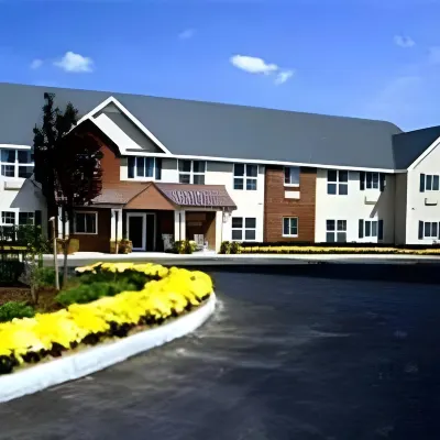 Cresthill Suites Syracuse Hotels near Syracuse Hancock International Airport