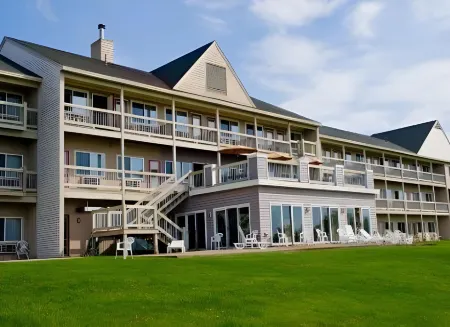 Fireside Inn, Ocean's Edge